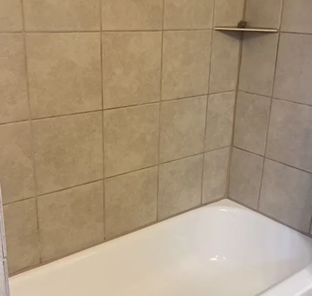 3700 Dauphine Ct — Photo 33