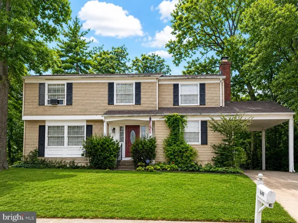 649 Parkland Pl, Glen Burnie, MD 21061