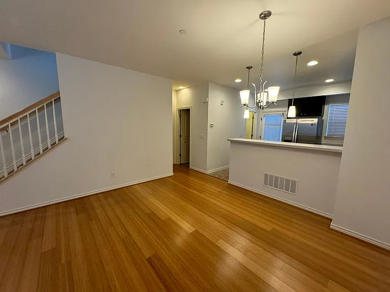 1320 Kestrel Ln #C — Photo 2