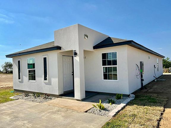 2nd image of 5202 Plasencia Ln