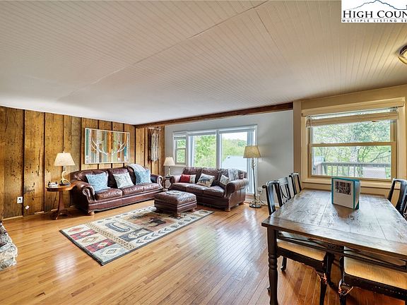 2nd image of 1317 Sugar Mountain Drive #M55