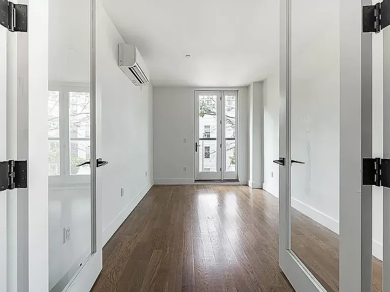 242 Newkirk Ave #1C — Photo 5