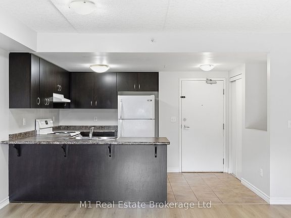 5th image of 45 Goodwin Dr #311