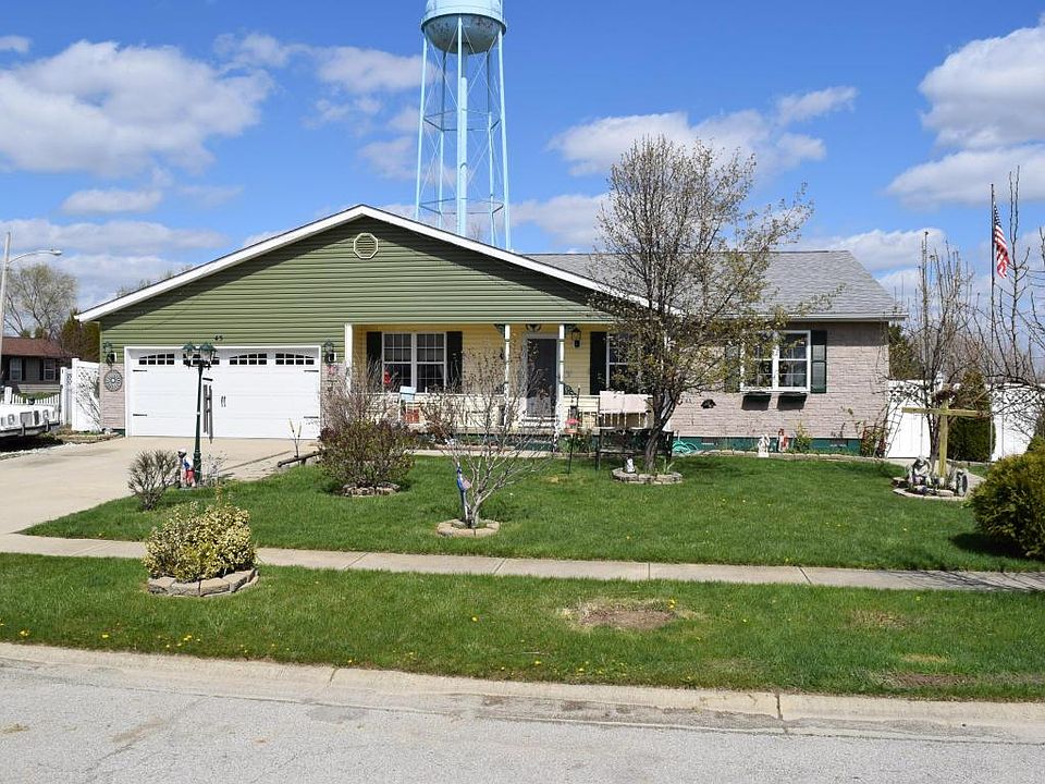 1st image of 45 Lloyd Dr
