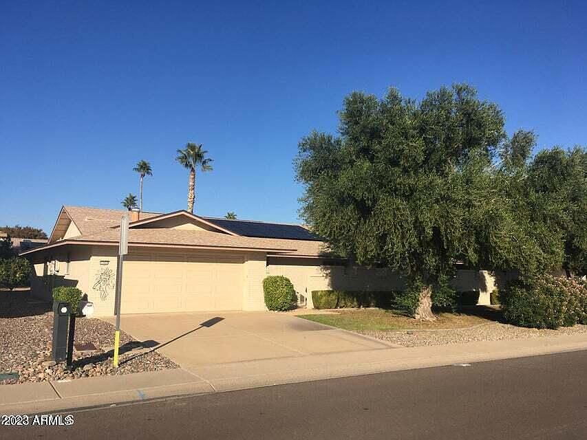 1st image of 12522 W Parkwood Dr