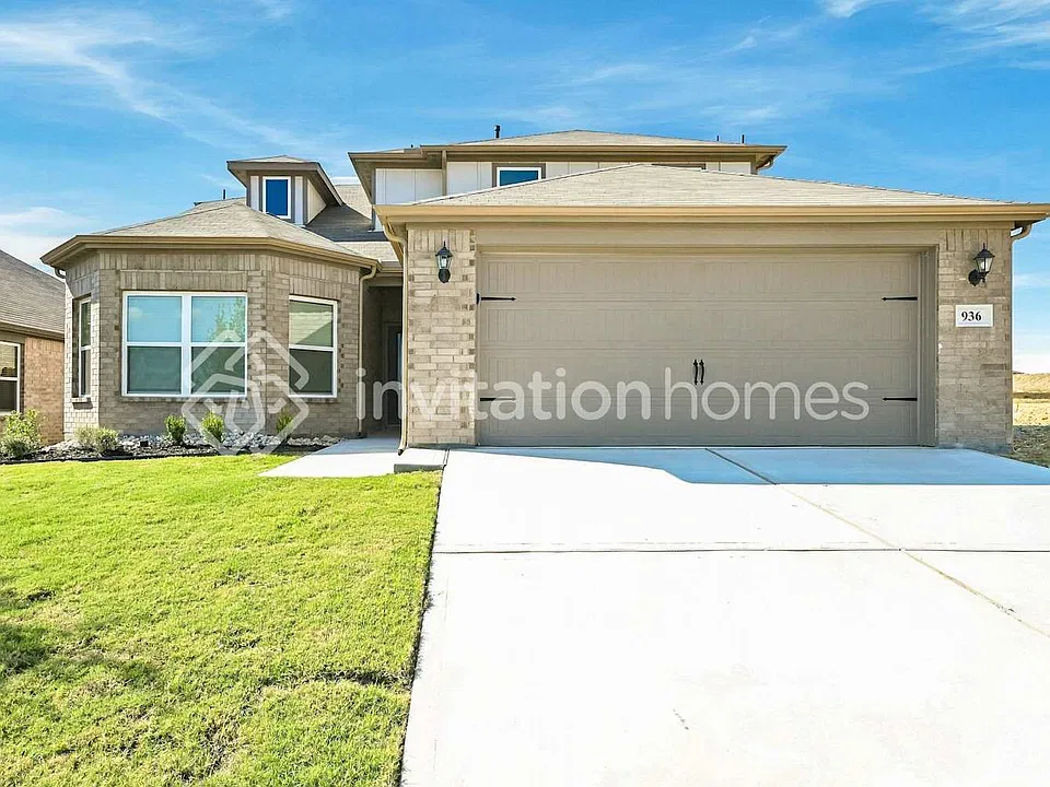 936 Oro Valley St