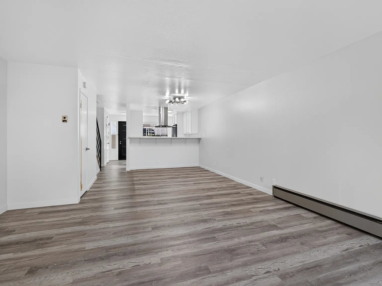 165 Okeefe St — Photo 2