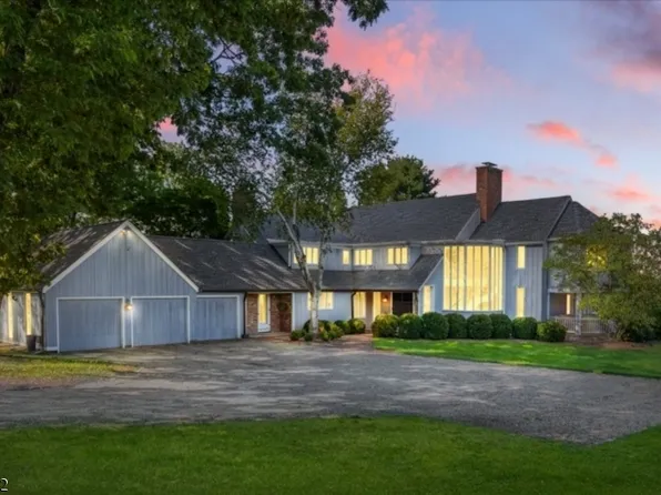 126 Rolling Hill Rd, Montgomery Twp., NJ 08558