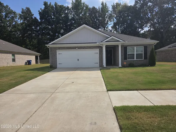 5343 Greenwood Rd, Horn Lake, MS 38637