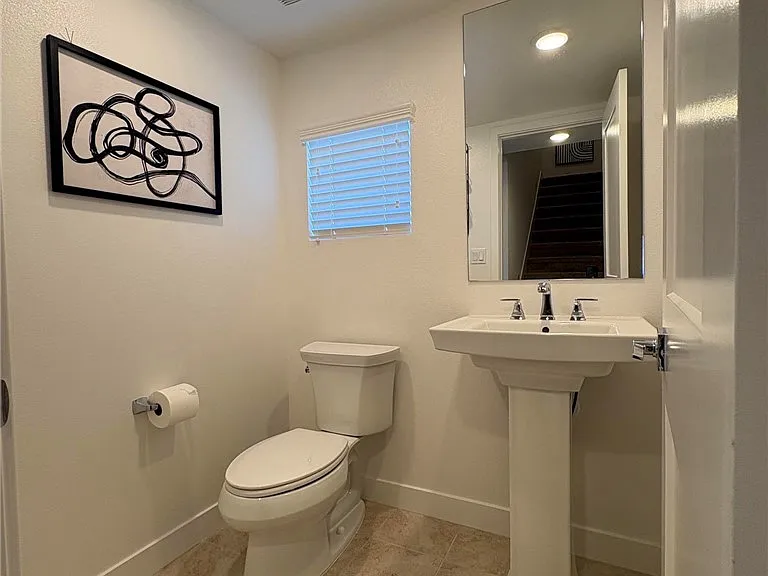 2211 W Orange Ave #21 — Photo 22