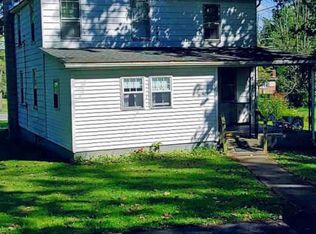 17 Coon Hunter Rd, Middleburg, PA 17842