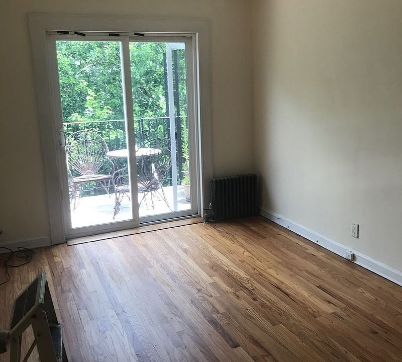 2nd image of 46-09 Newtown Rd #2B