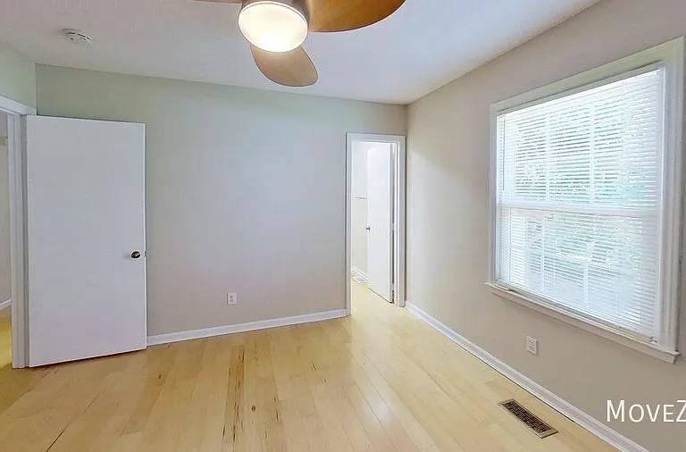 1100 Harper Rd — Photo 33
