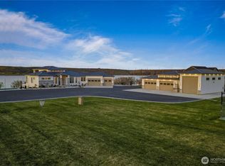 5874 Panorama Dr NE, Moses Lake, WA
