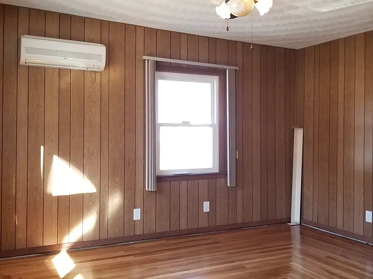 880 Logee St #1 — Photo 6