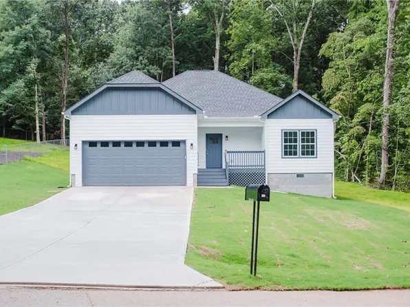 35 Guthrie Pl, Stockbridge, GA 30281