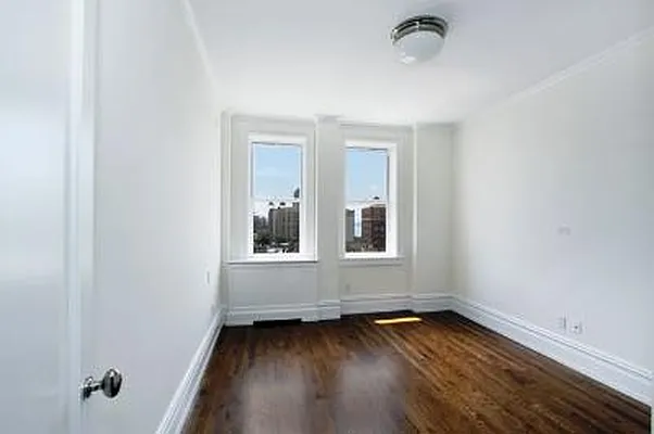 Rented by Corcoran | media 30