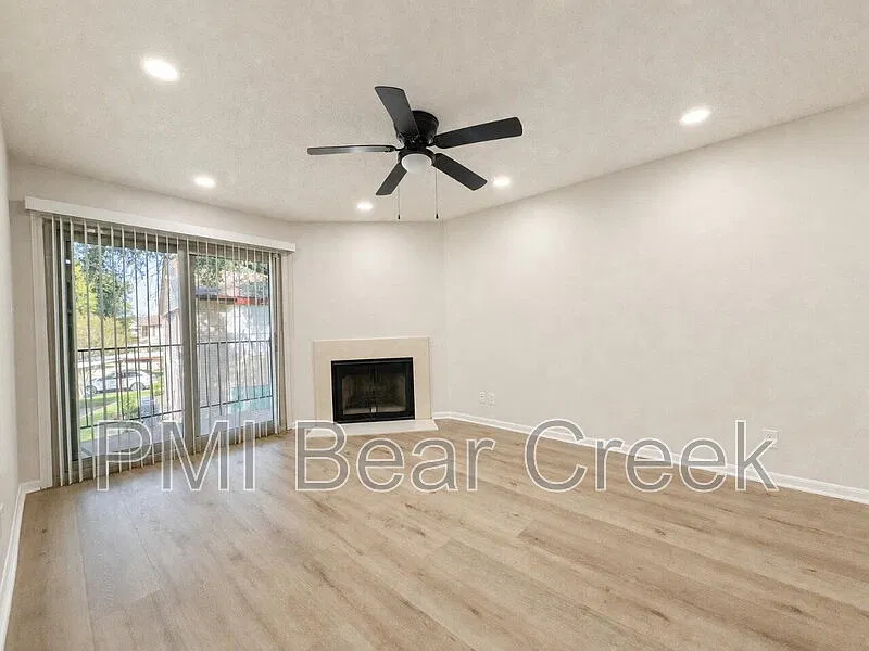 1 bed, 1.0 bath, 588 sqft, $1,000 — Photo 4