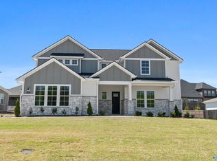 8107 Goose Ridge Dr, Owens Cross Roads, AL 35763