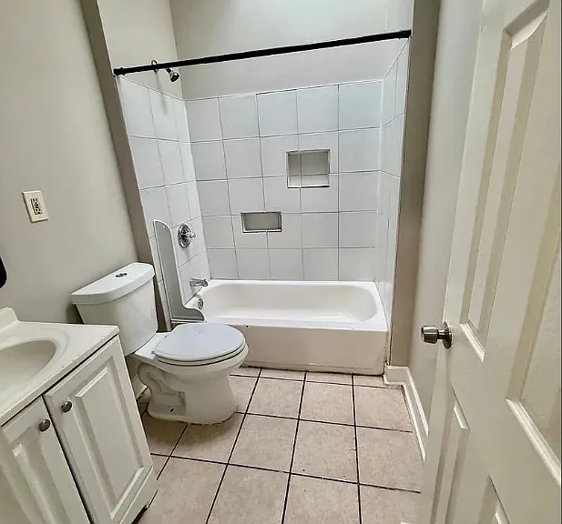 3000 Wolcott Ave — Photo 14