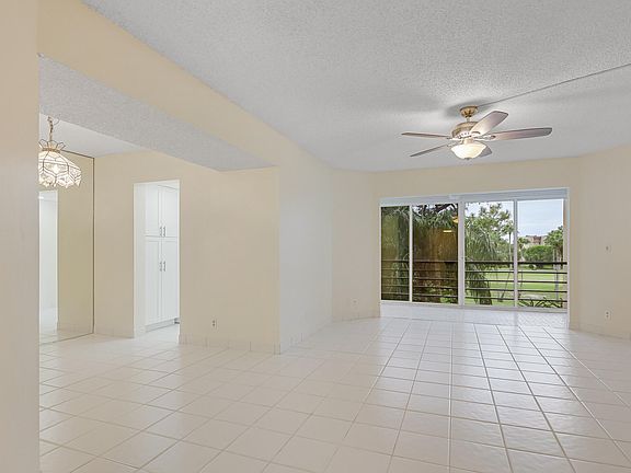 5th image of 3810 Via Poinciana #404