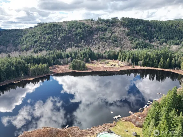 27525 W Lake Riley Road, Arlington, WA 98223