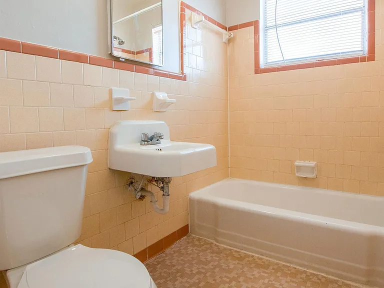 896 Greenwood Ave #5 — Photo 10
