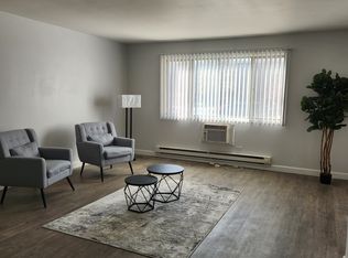 4828 Creekview Rd #4, Rockford, IL 61108