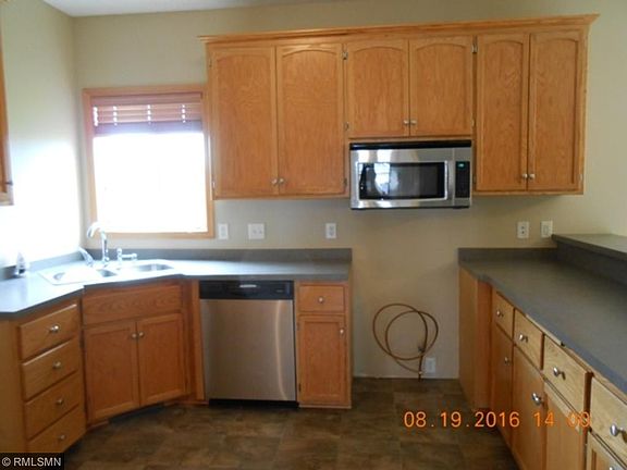 2nd image of 12668 Foxhill Ave N