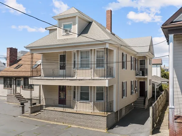 89 Sagamore St, New Bedford, MA 02740