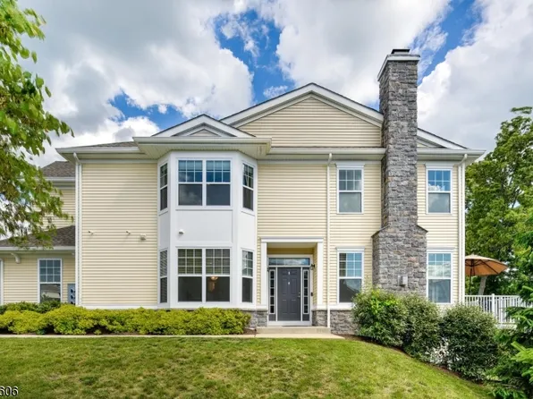 14 Lupine Ln, Allamuchy Twp., NJ 07840