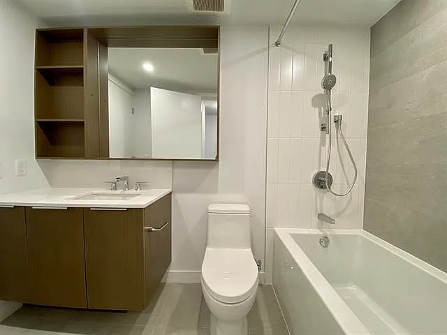 unit bathroom