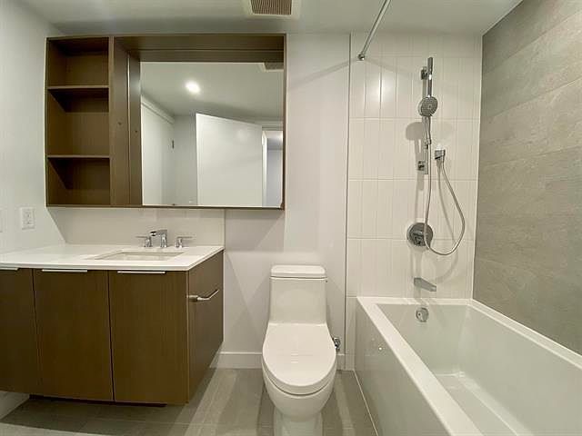 unit bathroom