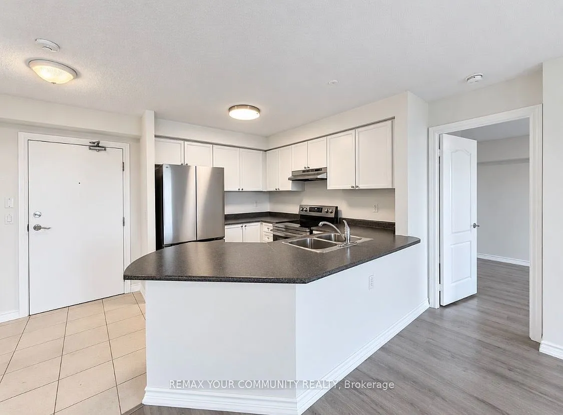 3 bed, $2,950 — Photo 4