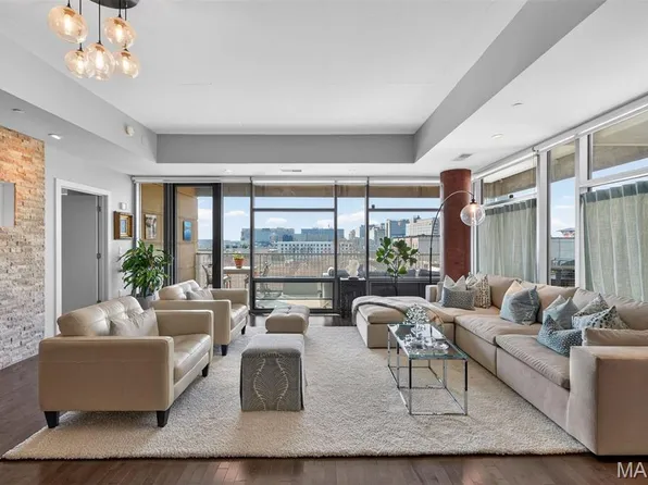 4545 Lindell Blvd APT 20, Saint Louis, MO 63108