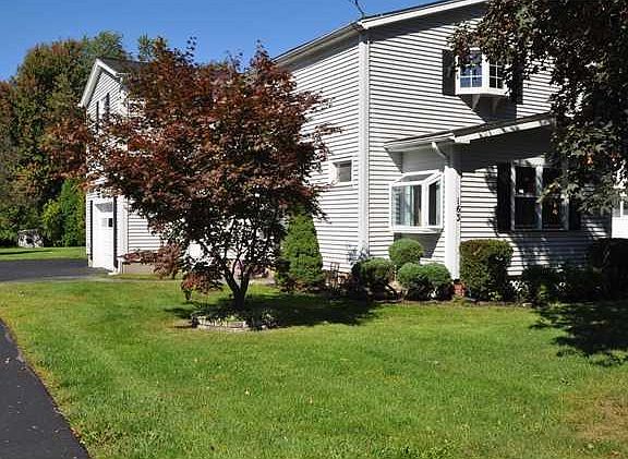 2nd image of 163 Jefferson Ave