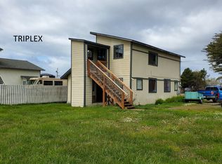 95 17th St SE, Bandon, OR 97411