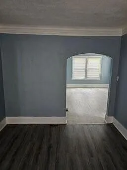 1 bed, 1.0 bath, 800 sqft, $675 — Photo 2