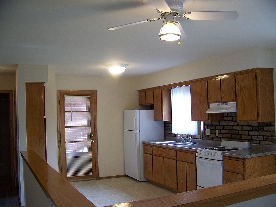 1st image of 8869 S Oak Park Dr APT 5