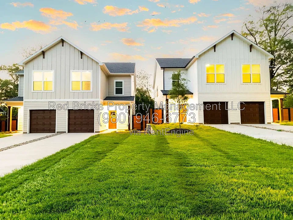 1402 Winston Dr