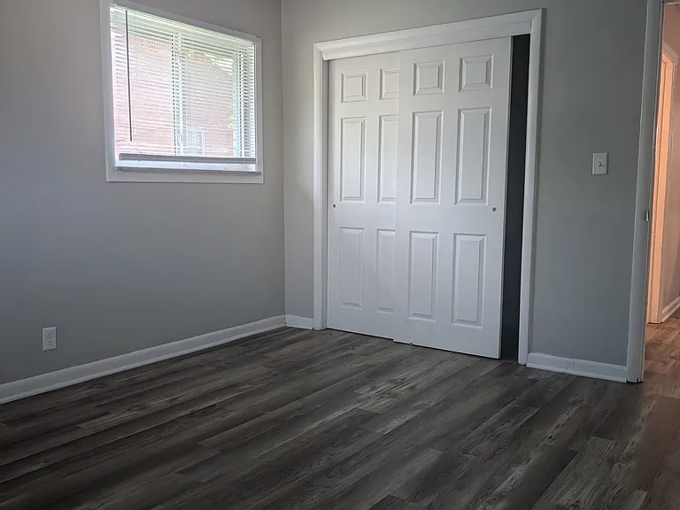 5911 W 25th St #8 — Photo 9