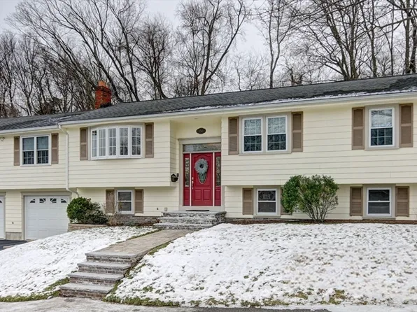 150 Lisle St, Braintree, MA 02184