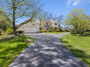 73 Deer Path Trl, Burr Ridge, IL 60527
