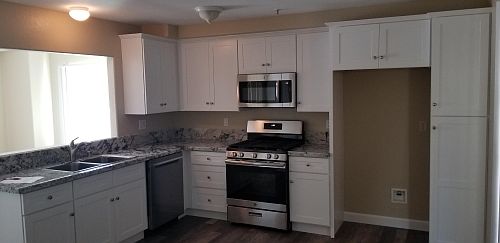 5th image of 10421 Artesia Blvd Unit 1