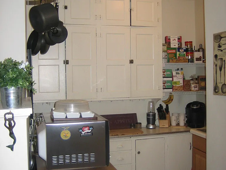 908 Grand Ave — Photo 14