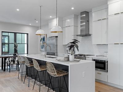 1 Marion St #5, Cambridge, MA, 02141