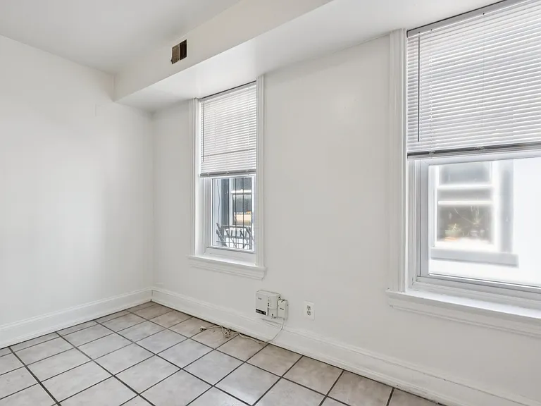 4143 Ridge Ave #3 — Photo 15