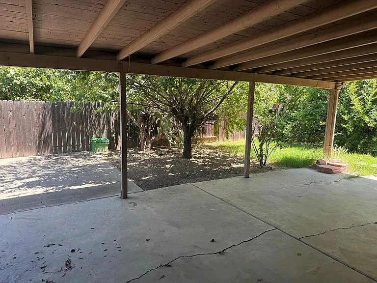 1731 Miramonte Ct — Photo 11