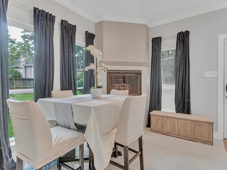 12407 Rosehill Ln — Photo 16