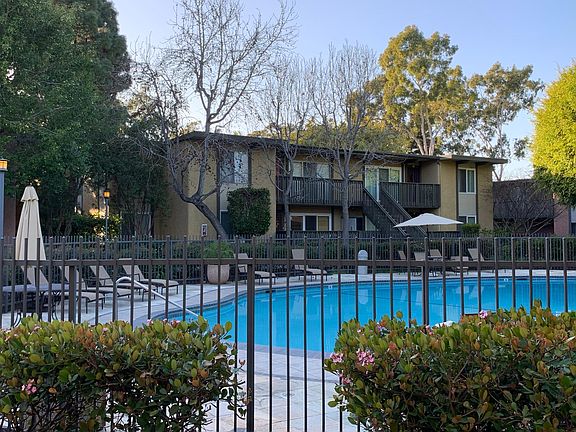 2nd image of 1103 Sepulveda Blvd